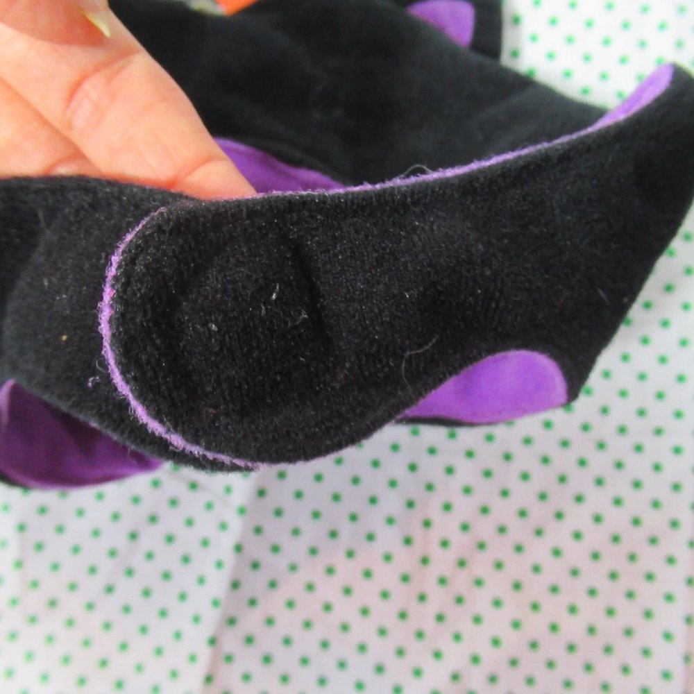 black cat hat with ears & matching black cat slippers 0-3 months - Picture 5 of 14